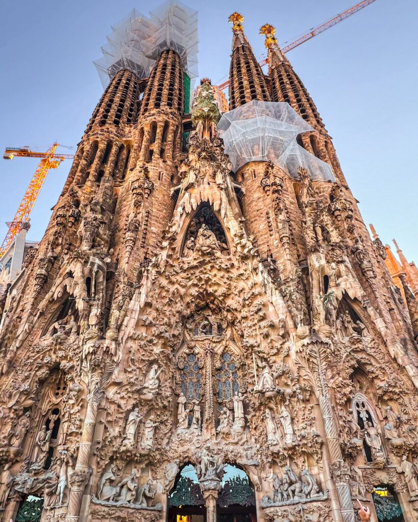 LA SAGRADA FAMILIA